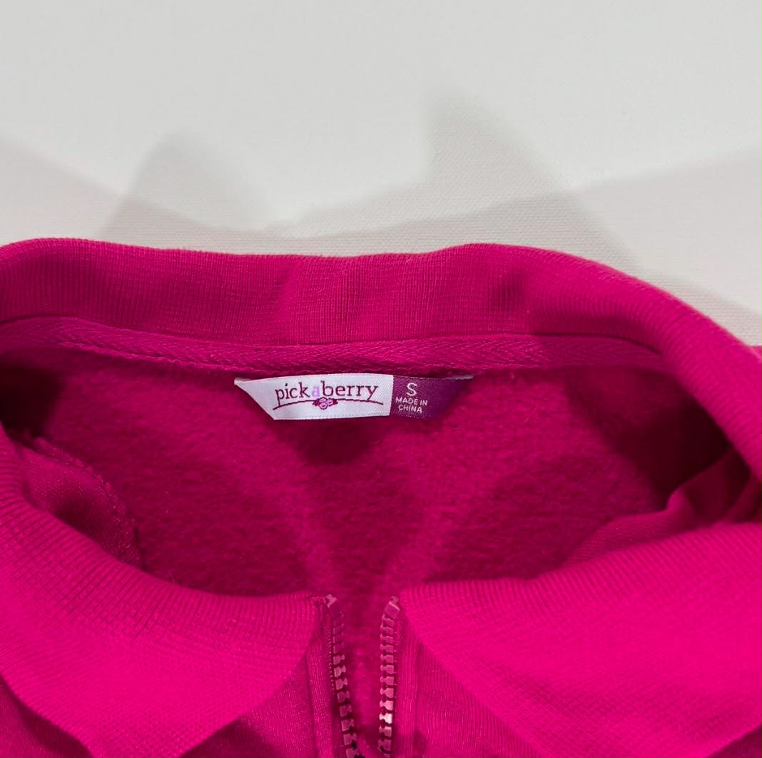 VINTAGE PICK A BERRY PINK QUARTER ZIP SWEATSHIRT WITH FLORAL EMBROIDERY (S-M)