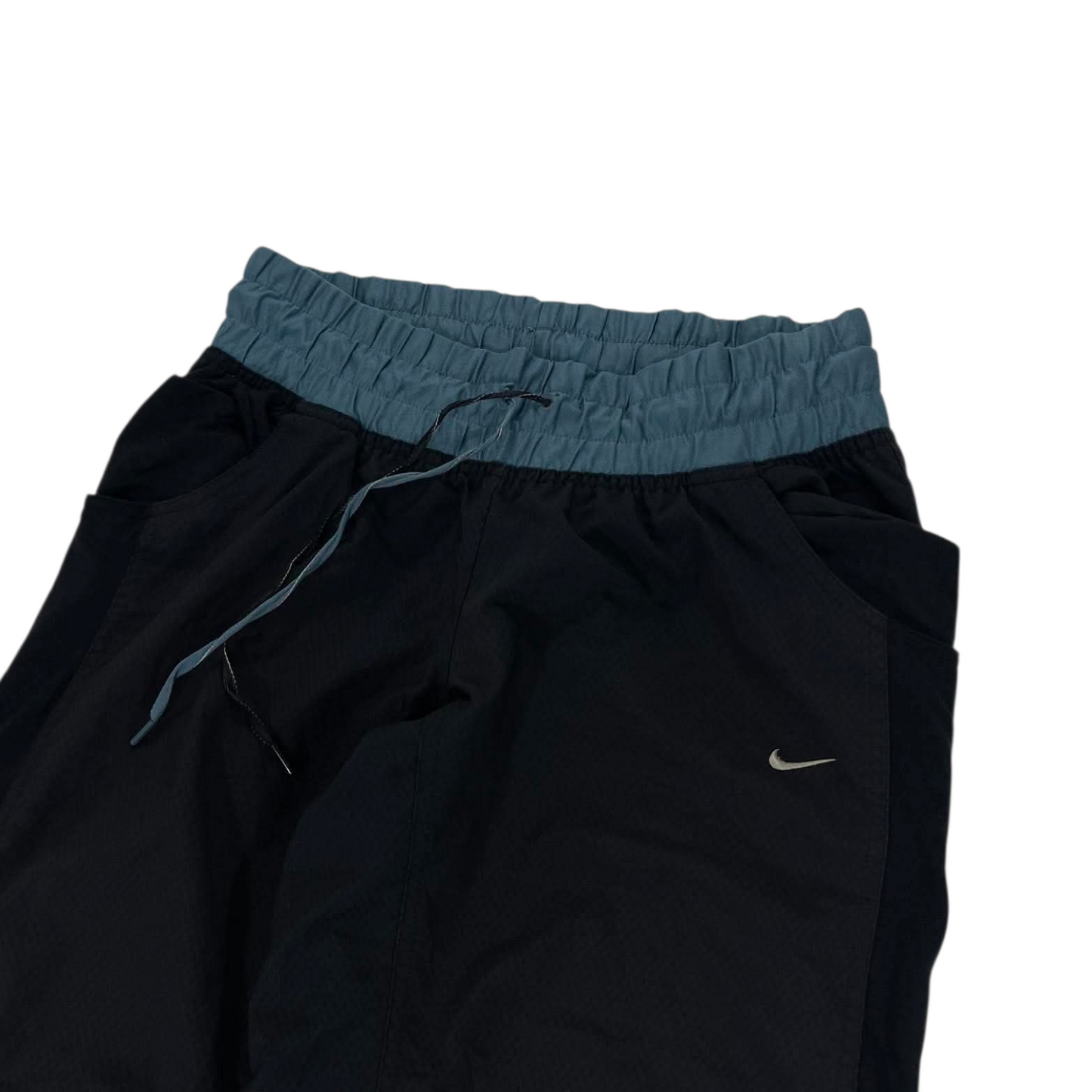 VINTAGE NIKE BLACK & BLUE TRACK PANTS ¹ (L-XL)