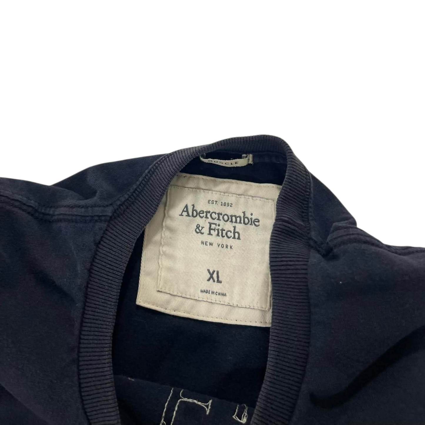 ABERCROMBIE & FITCH NAVY BLUE TEE (BEST FIT M)