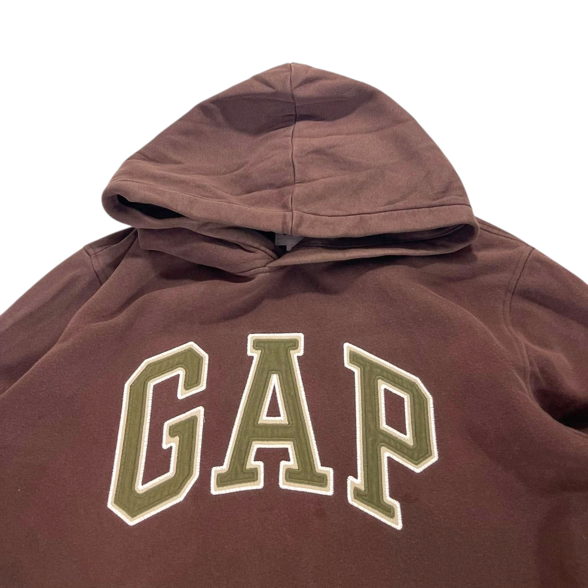 VINTAGE EMBROIDERED BROWN GAP HOODIE (BEST FIT LARGE)