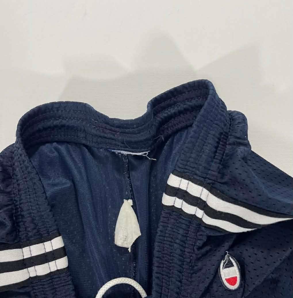 VINTAGE NAVY BLUE CHAMPION BASKETBALL SHORTS (L)