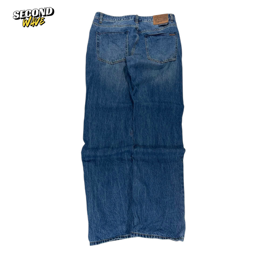 VINTAGE VOLCOM BLUE DENIM JEANS (32)