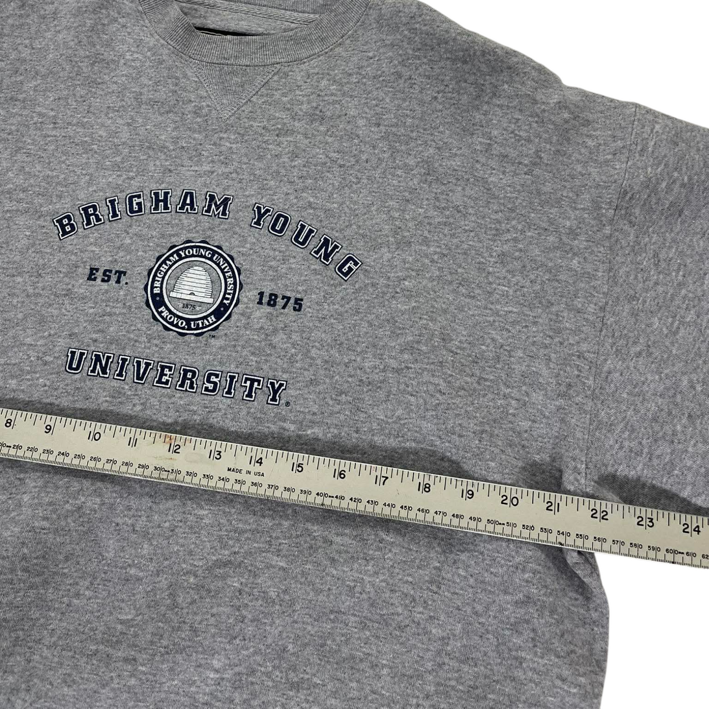 VINTAGE GREY BRIGHAM YOUNG UNIVERSITY CREWNECK (M)