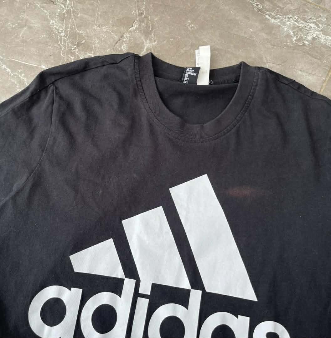 CLASSICESSENTIALS ADIDAS BLA K COTTON T-SHIRT (L)