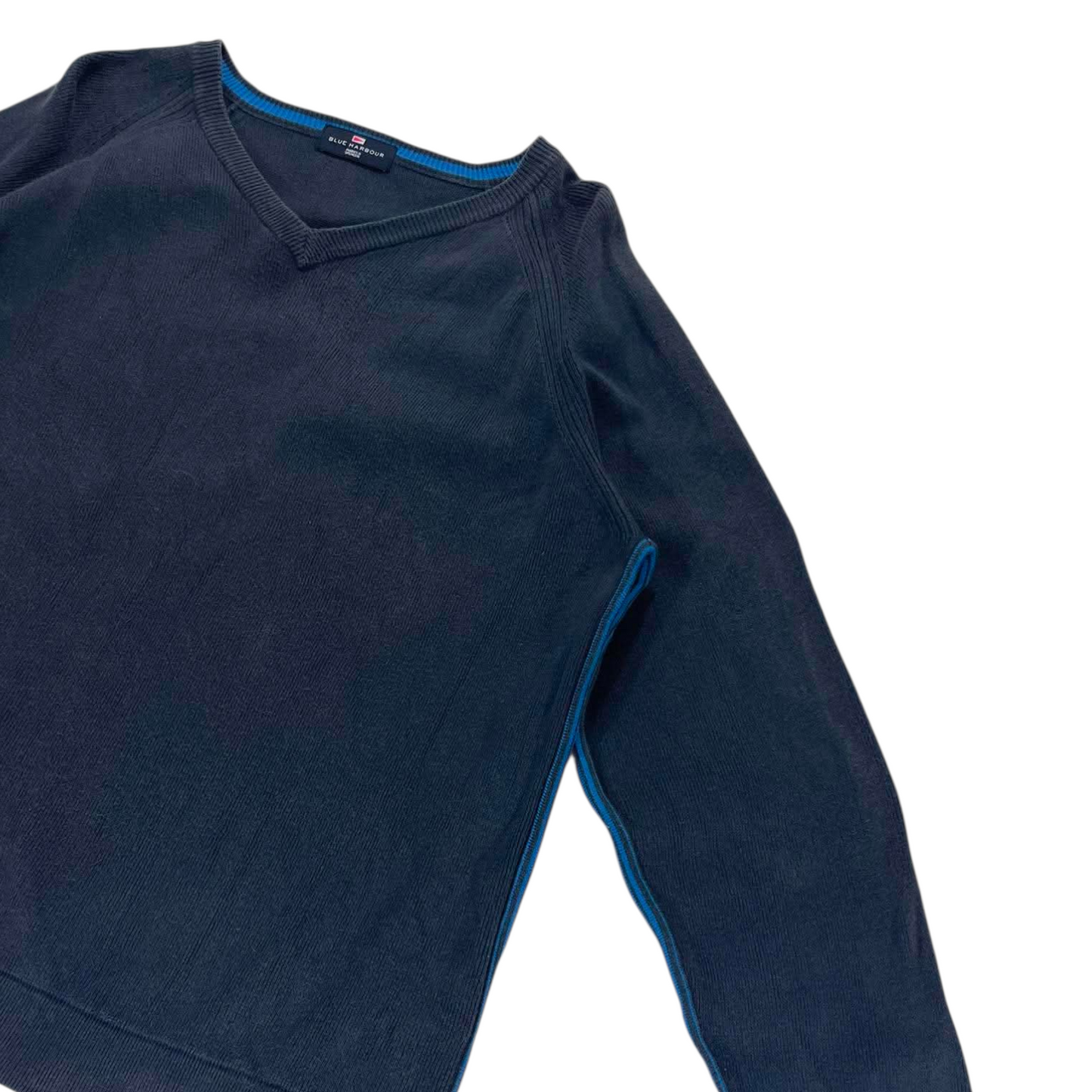 VINTAGE BLUESTONE X MARK SPENCER NAVY BLUE V-NECK SWEATER (L)