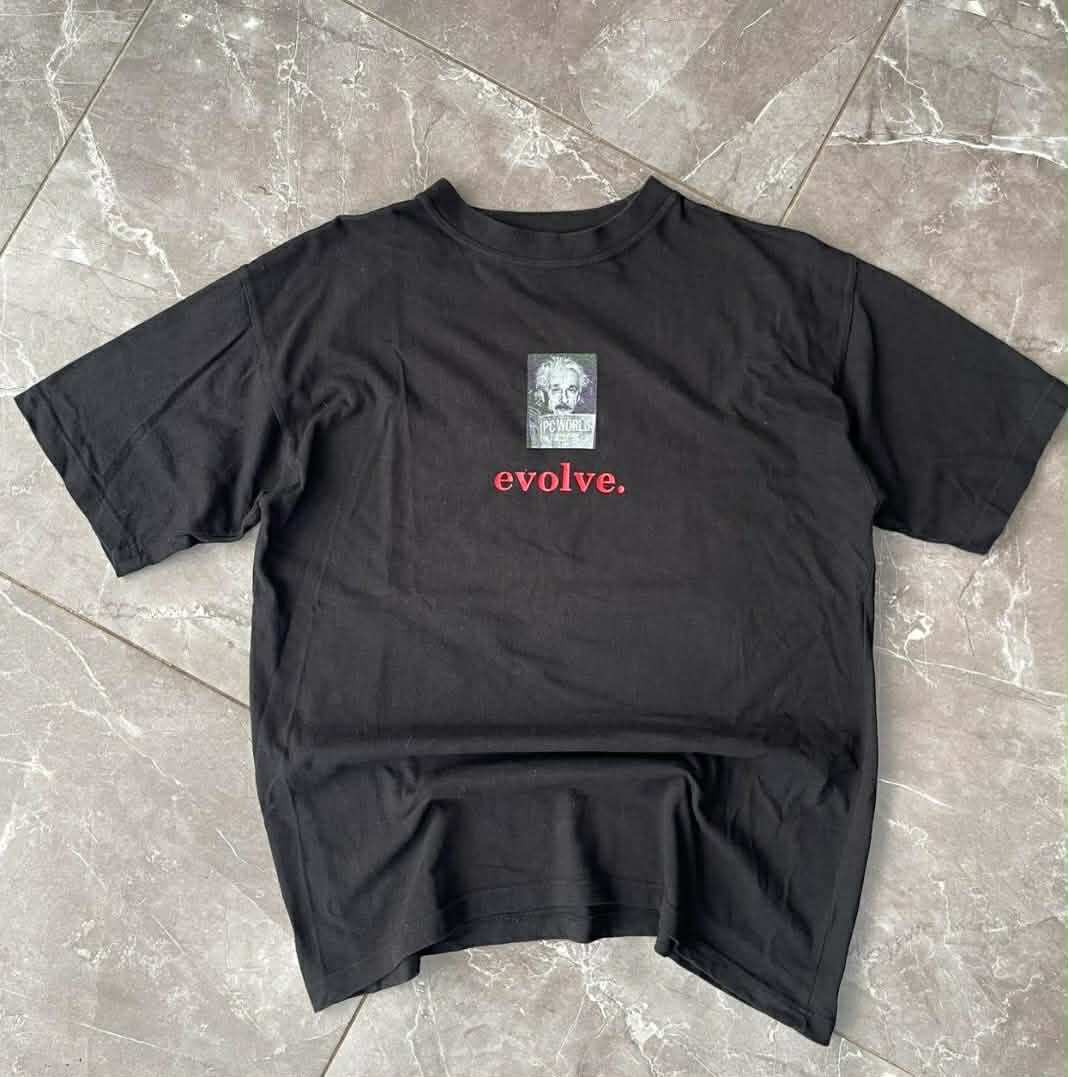 VINTAGR EVOLVE EINSTEIN BLACK T-SHIRT WITH RED TEXT (L)