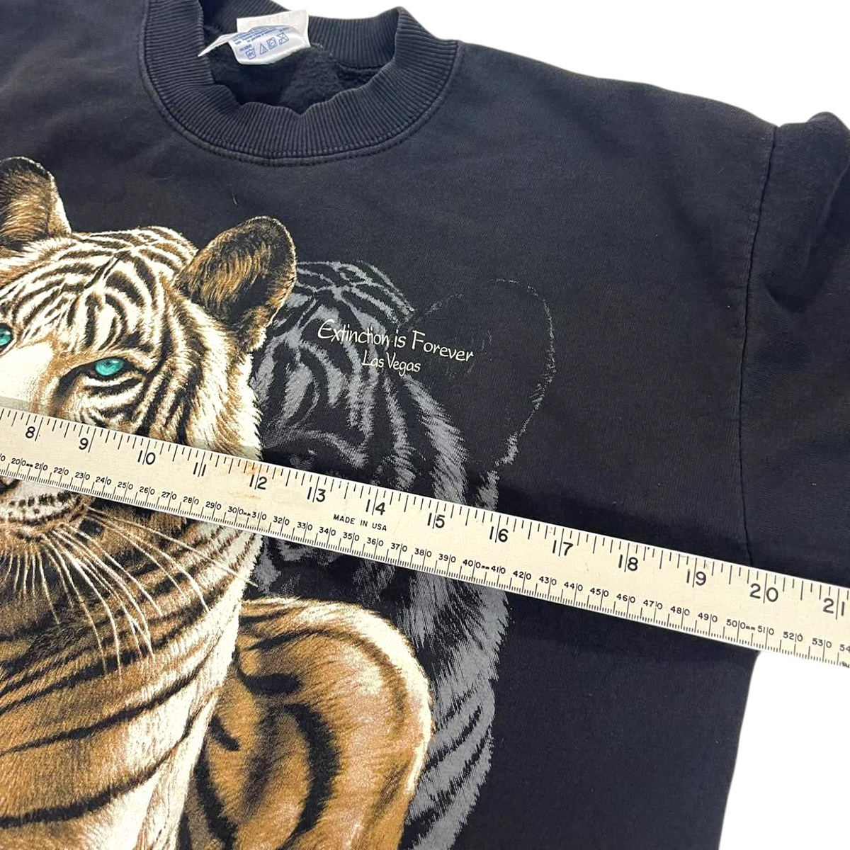 90S TIGER BLACK CREWNECK (M)