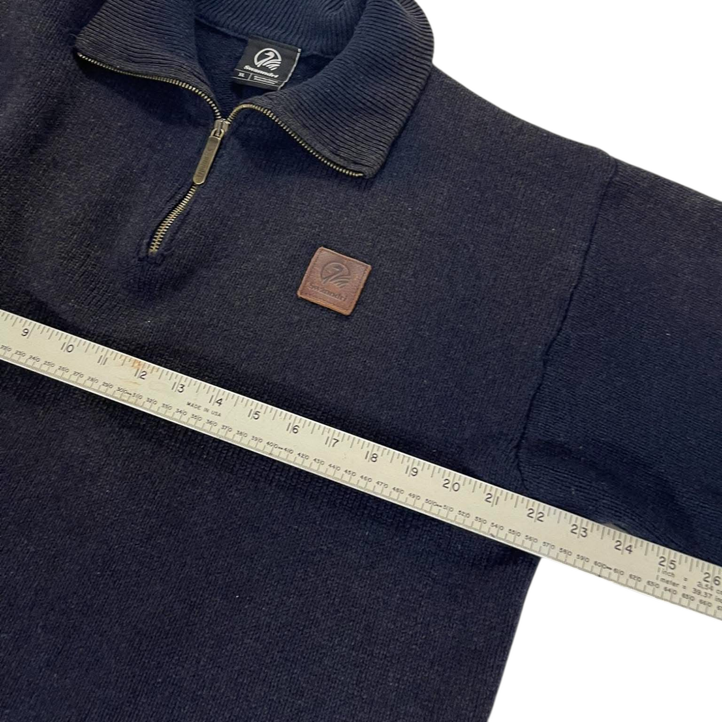 SWANNDRI BLACK QUARTER ZIP (BEST FIT L)