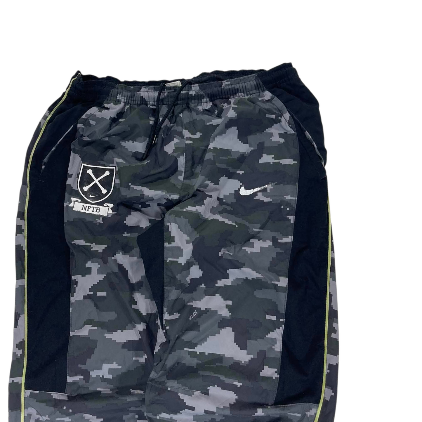 NIKE WEST HAM UNITED FC CAMO TRACK PANTS (L)