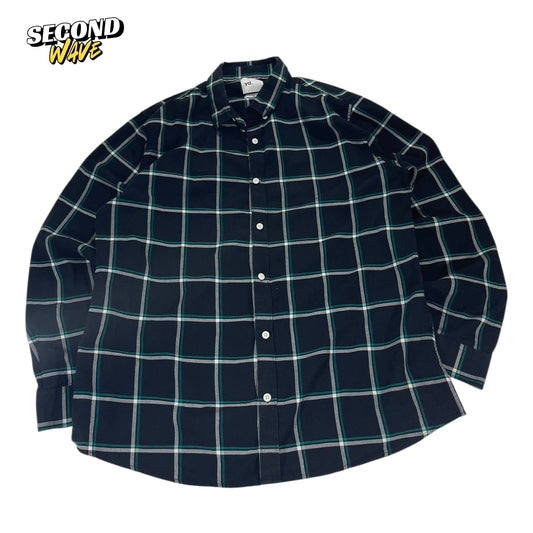 YD BLACK & GREEN PLAID BUTTON UP SHIRT (L)