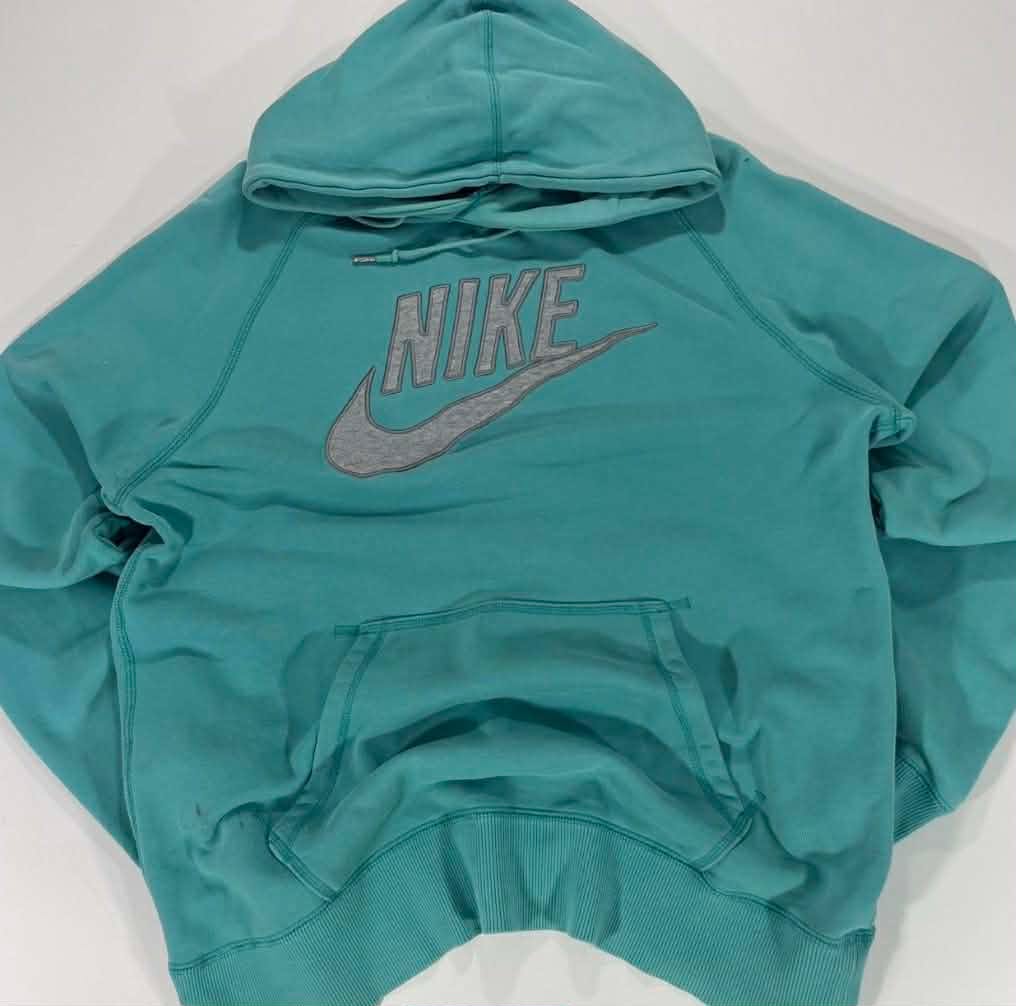 VINTAGE EMERALD NIKE HOODIE WITH GREY LOGO (L)