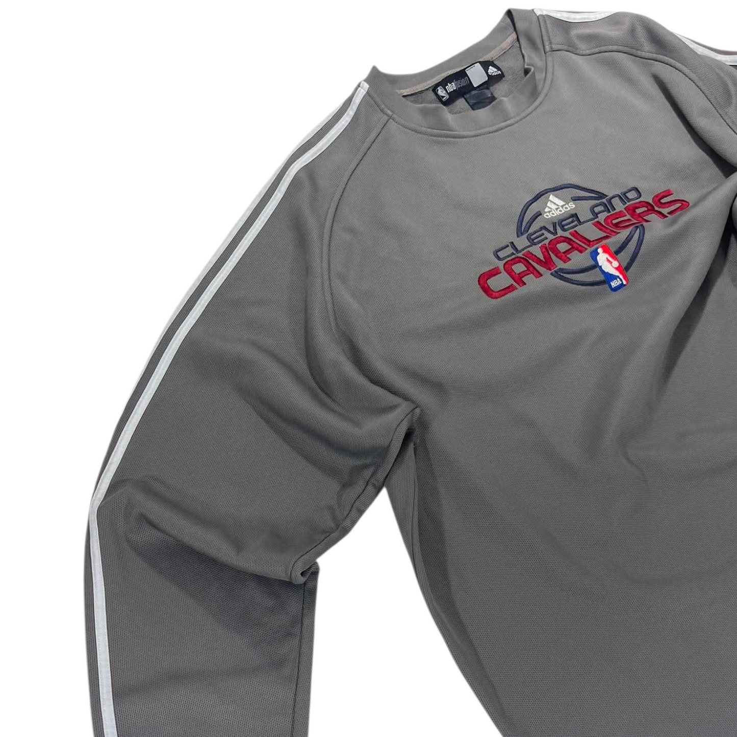 VINTAGE ADIDAS CLEVELAND CAVALIERS GREY WARM UP LONG SLEEVE JERSEY (XL-XXL)