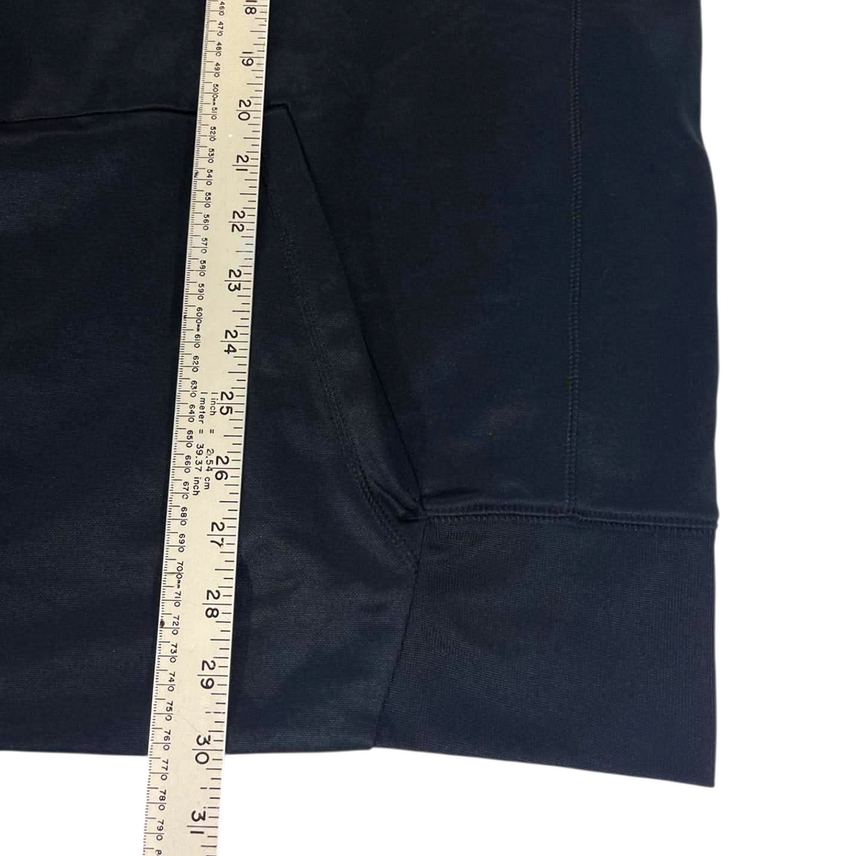 NIKE BLACK HOODIE (BEST FIT LARGE - XL)