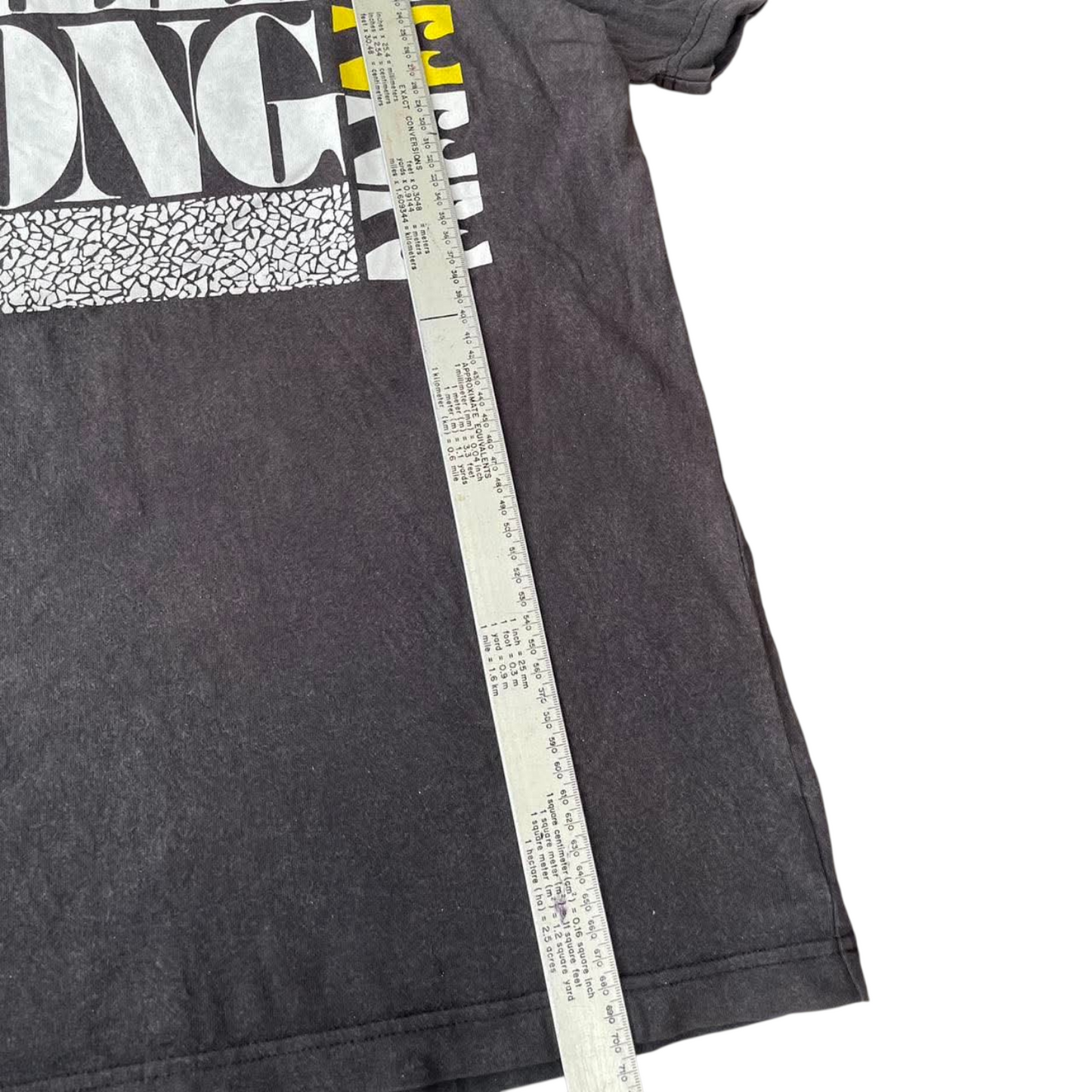 Y2K BILLABONG BLACK GRAPHIC TEE (M)