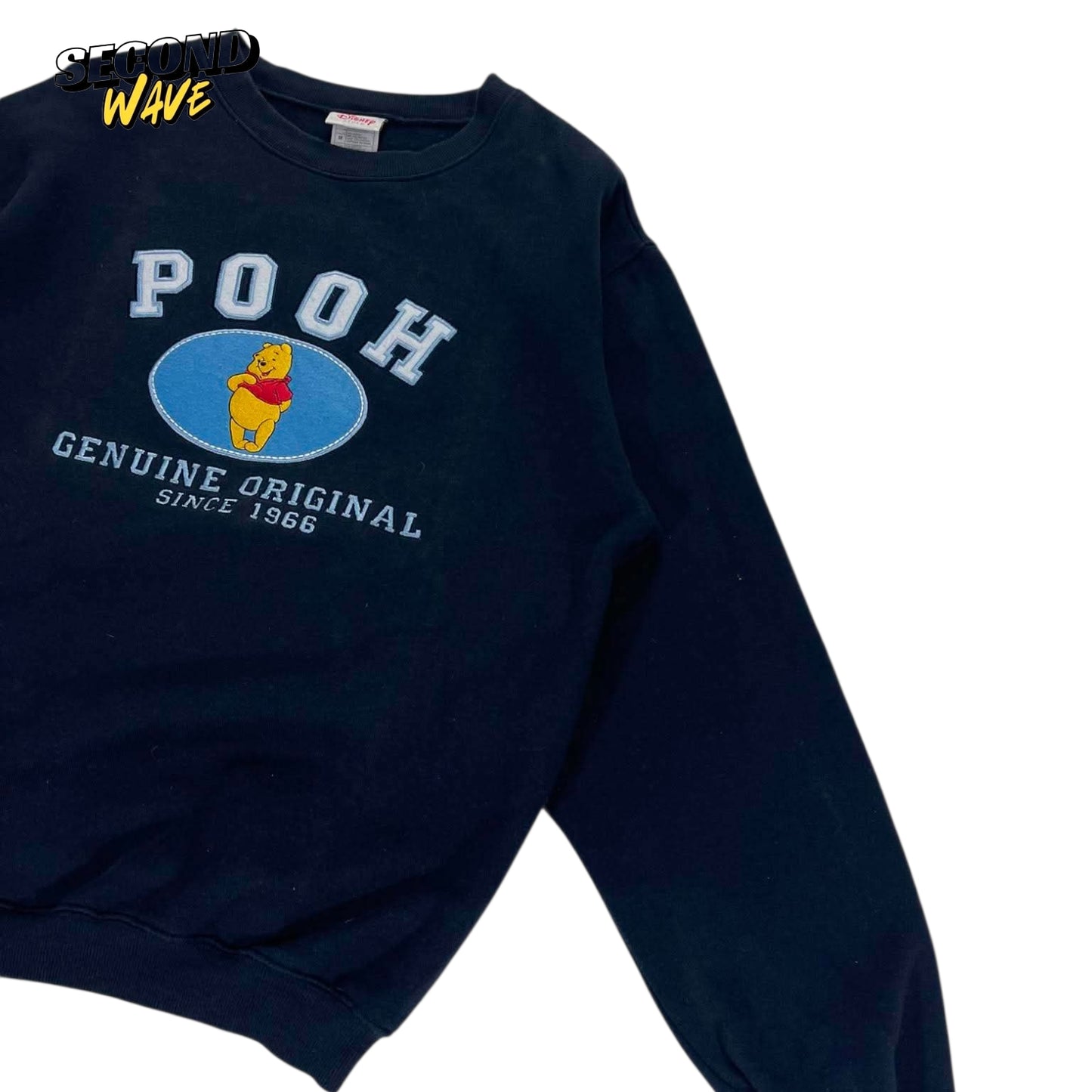 VINTAGE EMBROIDERED DISNEY WINNIE THE POOH NAVY SWEATSHIRT (M)