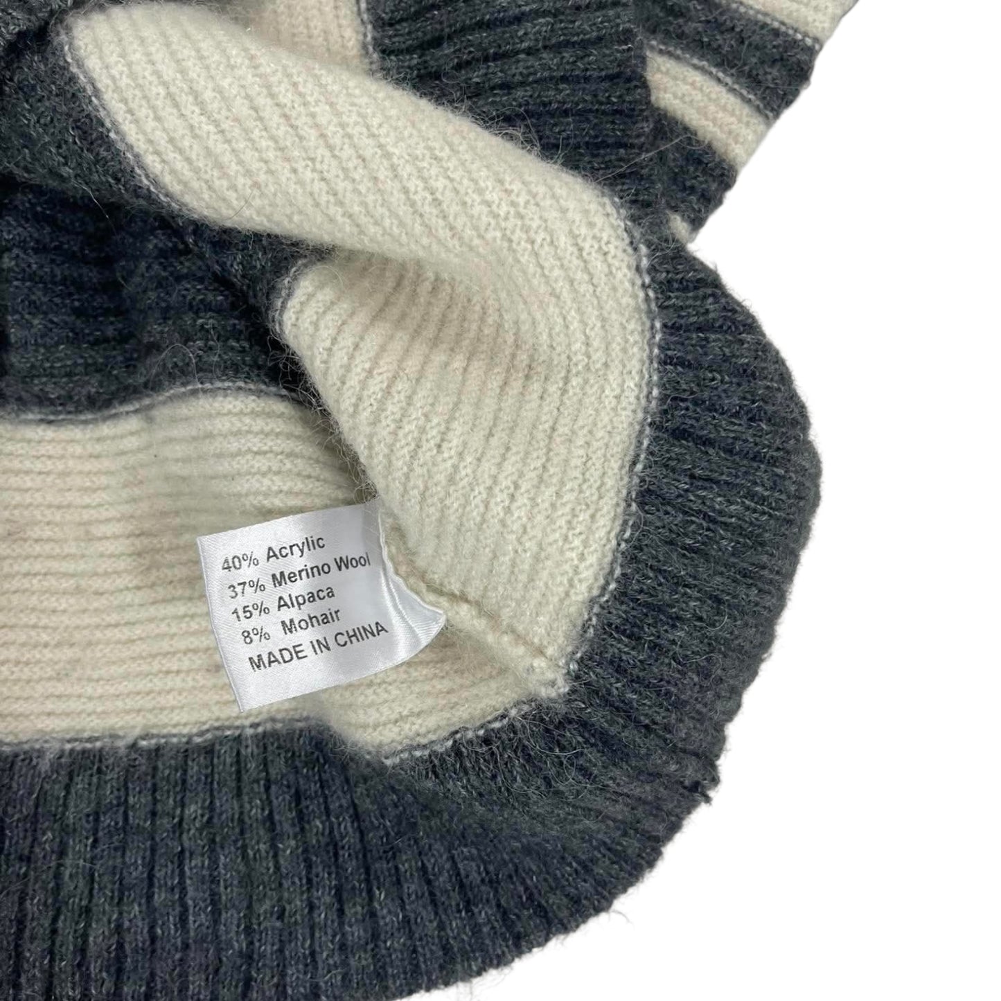 CREAM AND BLACK STRIPED SWEATER (S-M)