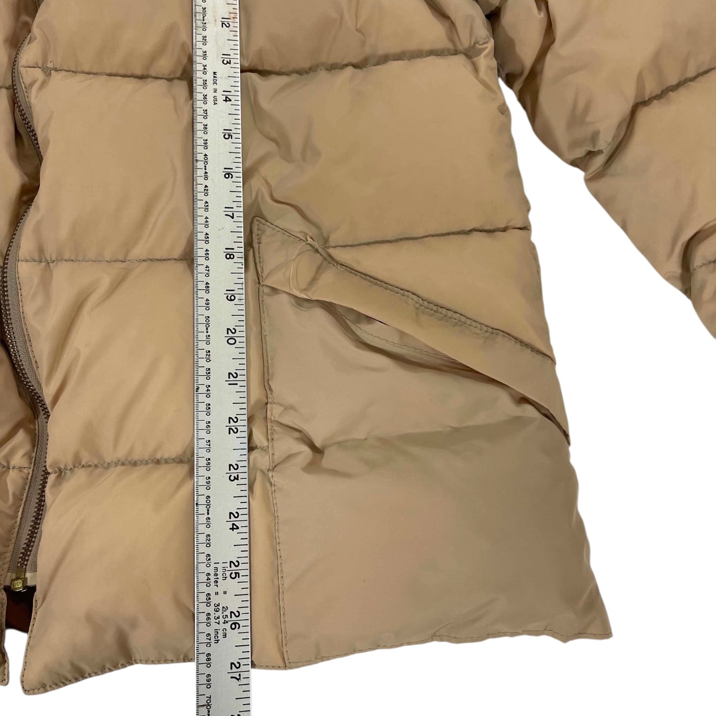 VINTAGE CLUB INTERNATIONAL PUFFER JACKET (L)