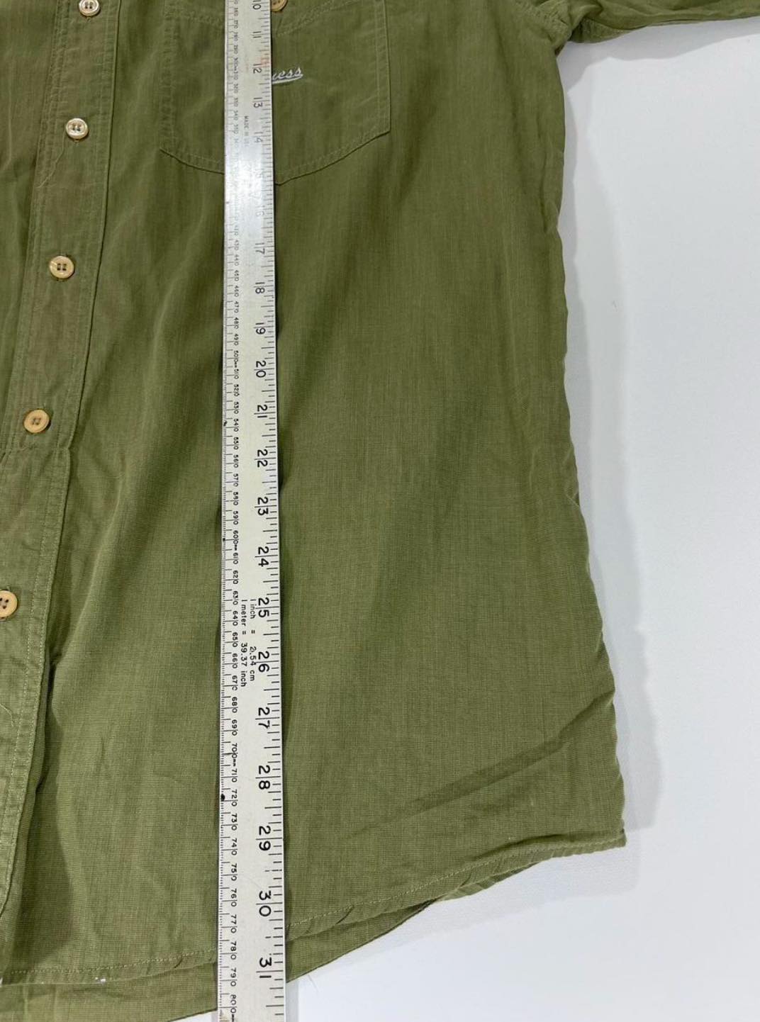 VINTAGE GUESS GREEN BUTTON UP SHIRT (L)