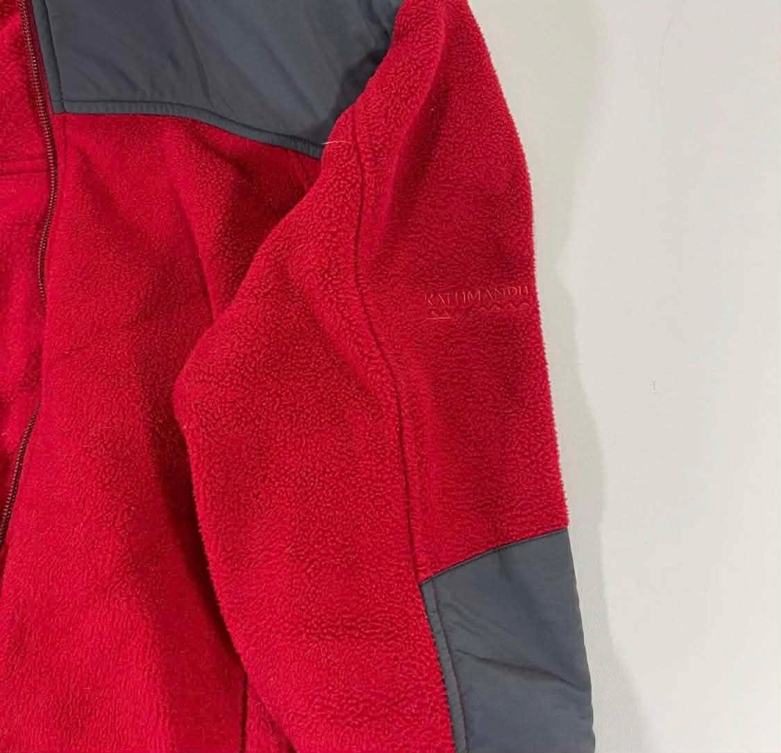 VINTAGE KATHMANDU RED FLEECE JACKET WITH GREY ACCENTS (12)