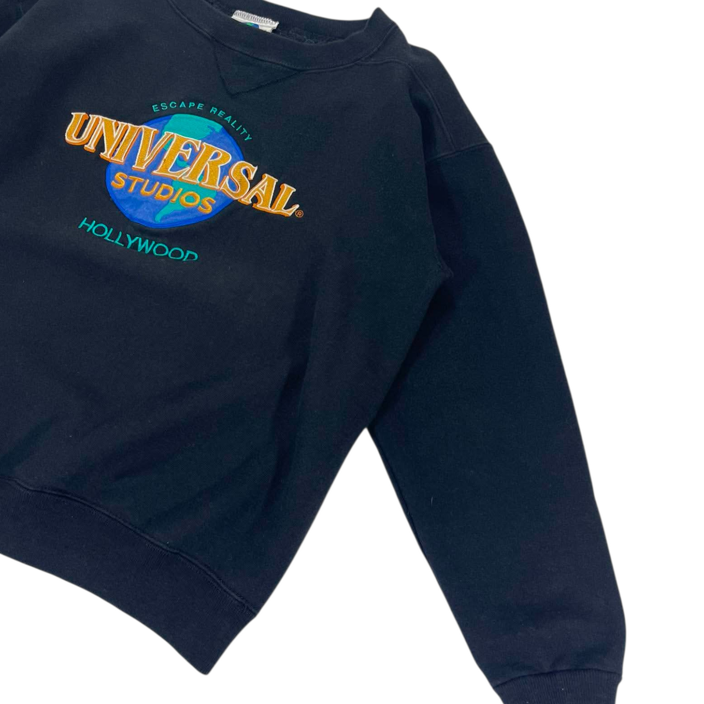 VINTAGE EMBROIDERED UNIVERSAL STUDIOS NAVY CREWNECK SWEATSHIRT (M)