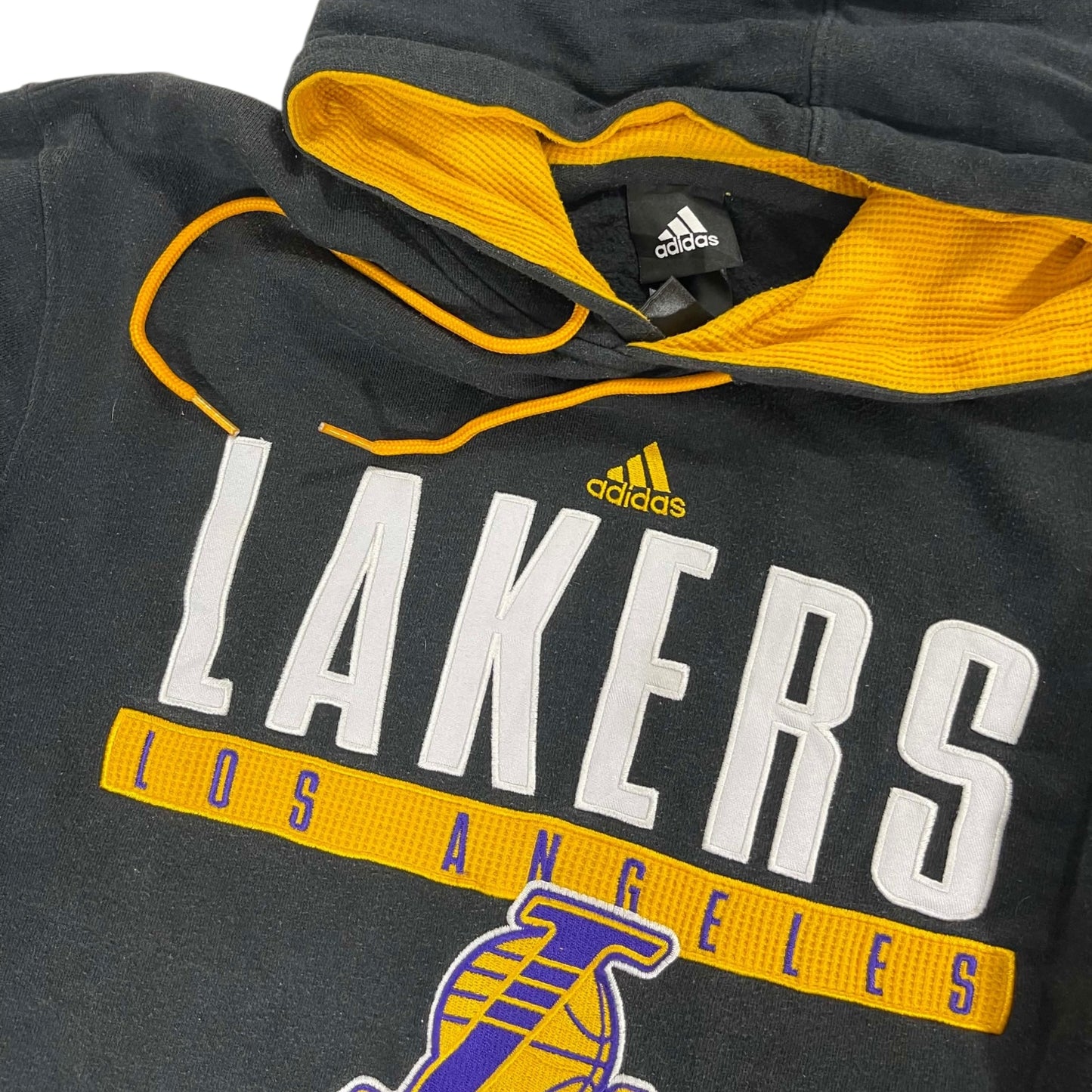 VINTAGE EMBROIDERED ADIDAS LOS ANGELES LAKERS HOODIE (L)