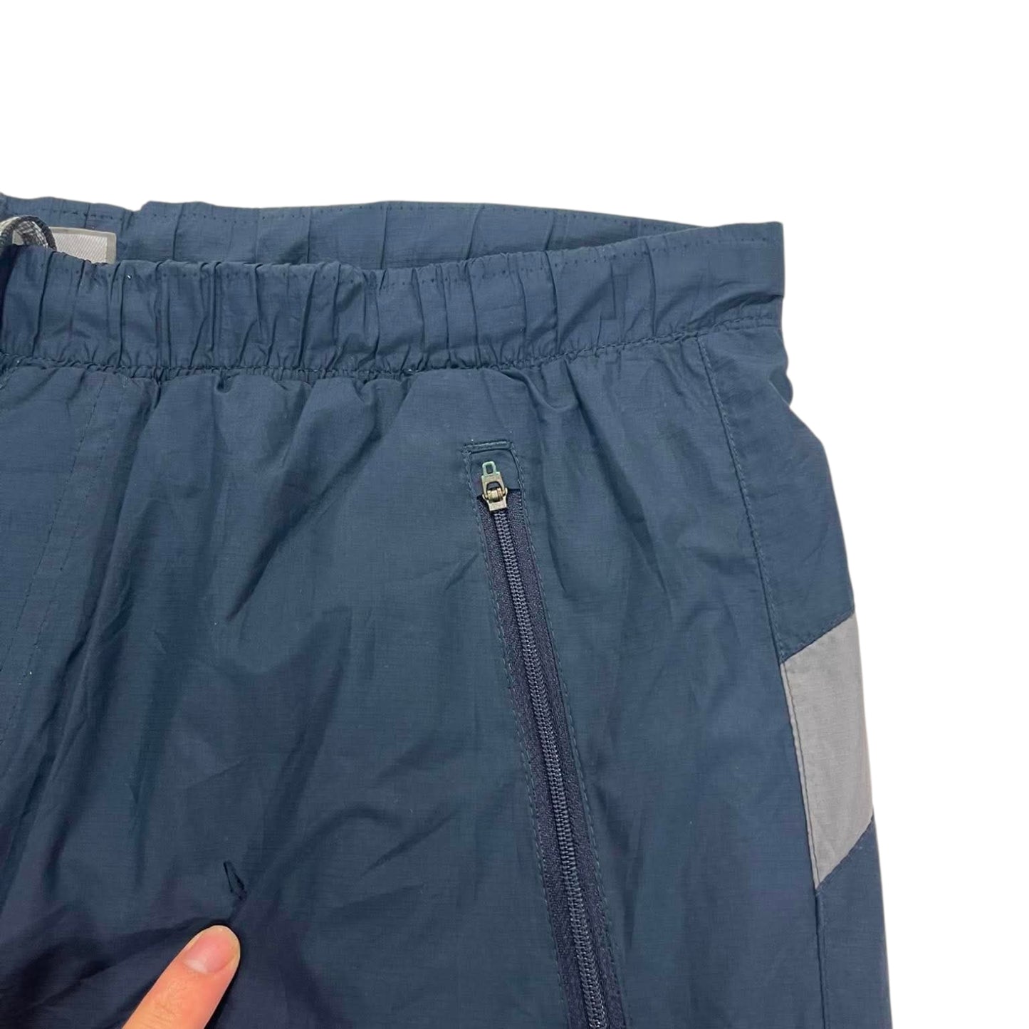 VINTAGE NIKE NAVY BLUE TRACK PANTS (L)