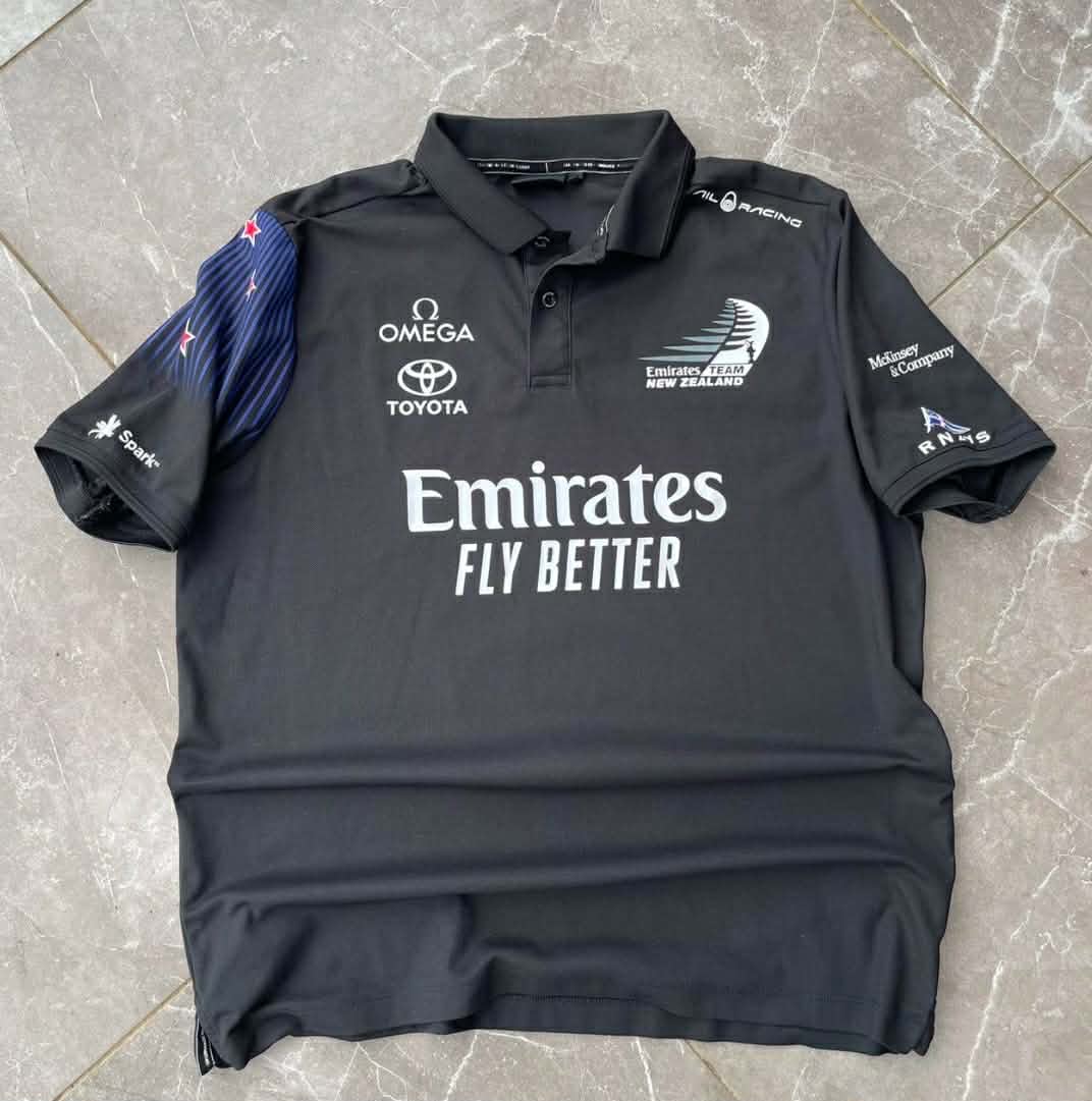 EMIRATES TEAM NEW ZEALAND BLACK POLO SHIRT (M-L)