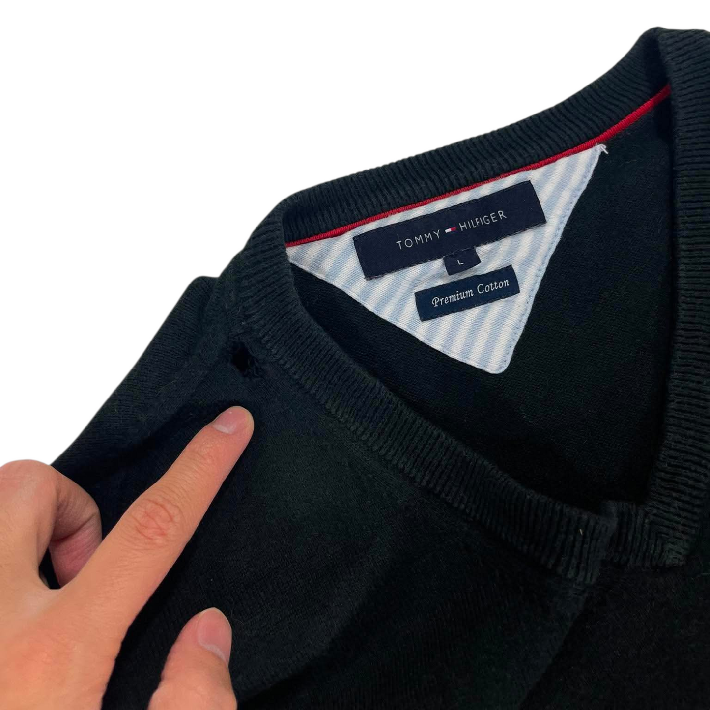 TOMMY HILFIGER BLACK V-NECK SWEATER (L)