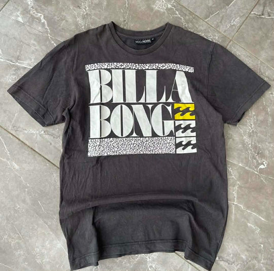 Y2K BILLABONG BLACK GRAPHIC TEE (M)