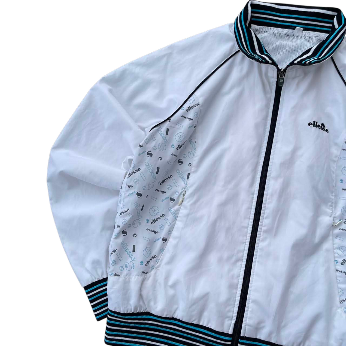 ELLESSE WHITE & BLUE WINDBREAKER JACKET (M)