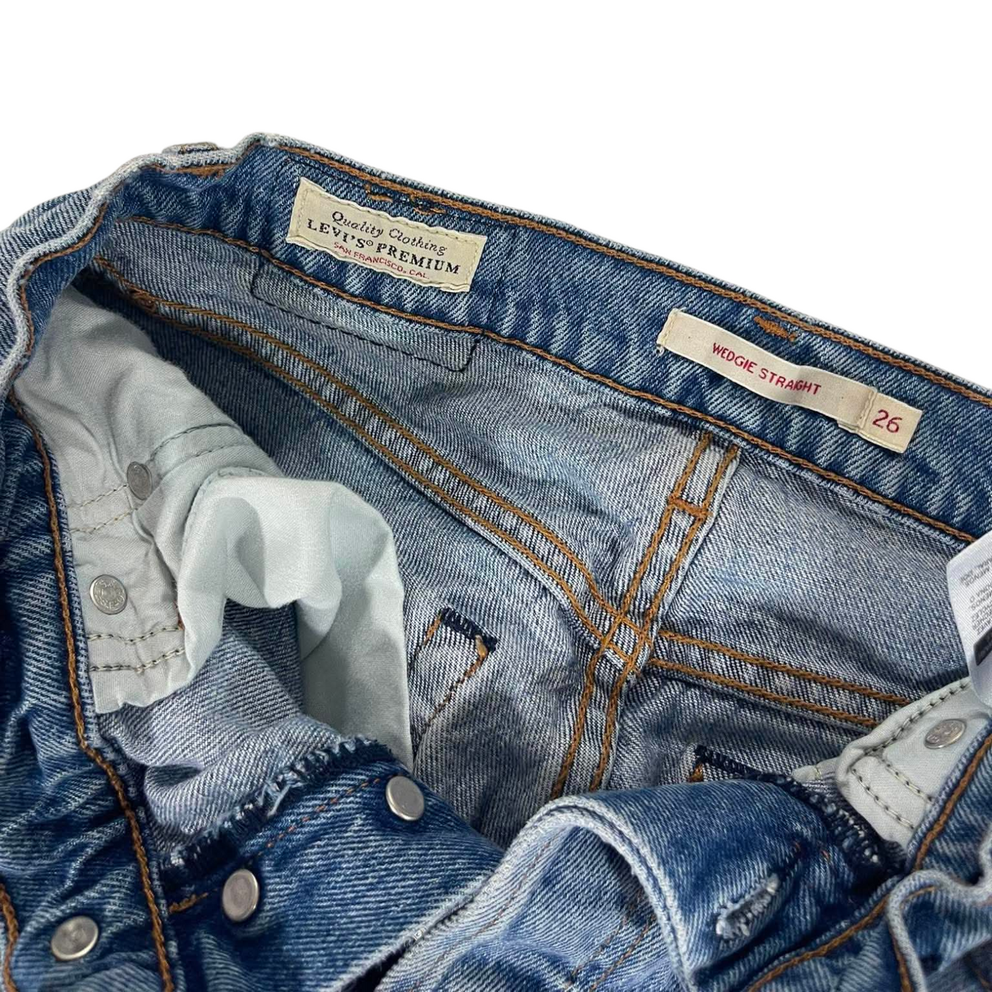 LEVI'S WEDGIE STRAIGHT JEANS (26)