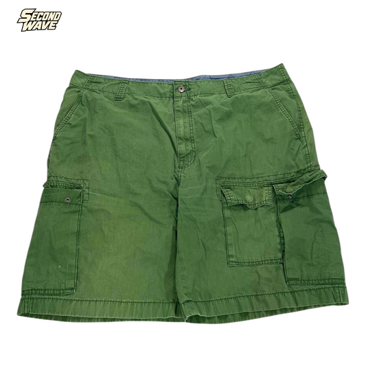 NAUTICA GREEN CARGO SHORTS (40)
