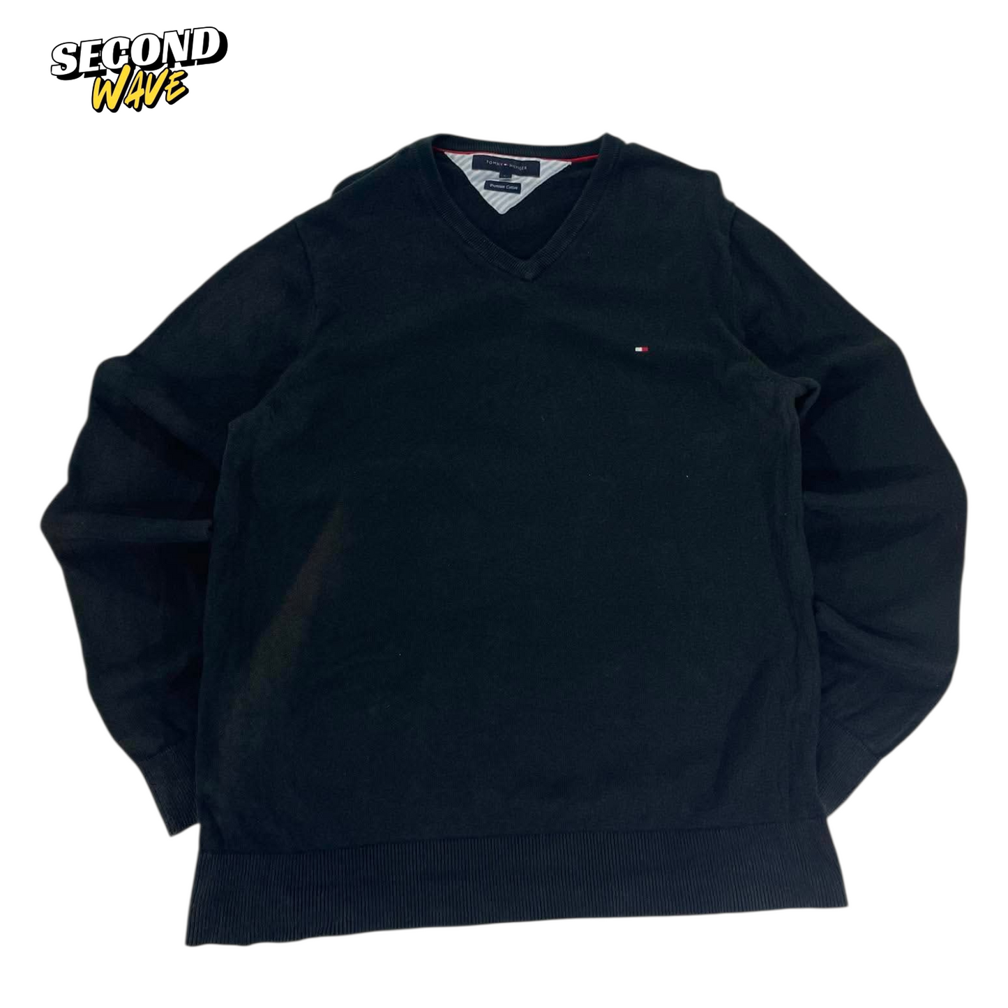 TOMMY HILFIGER BLACK V-NECK SWEATER (L)