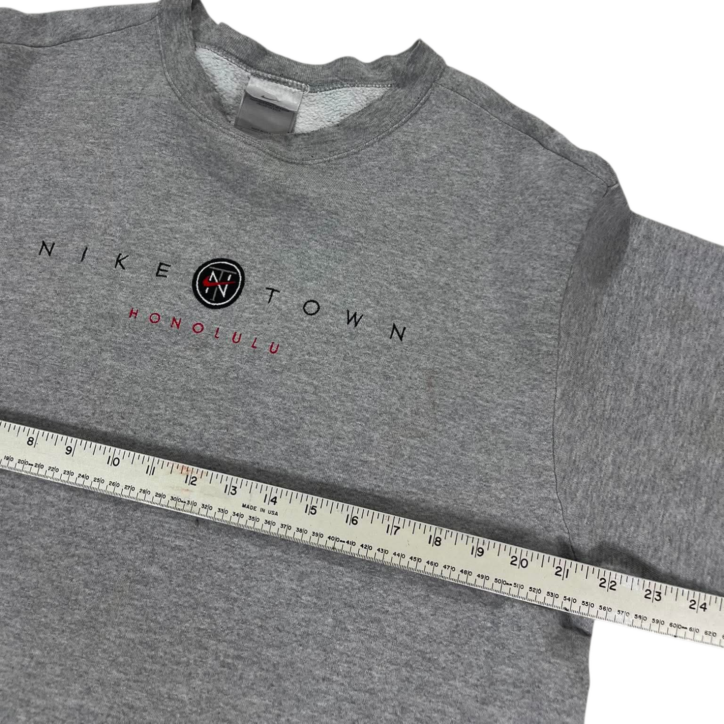 NIKE GREY CREWNECK SWEATSHIRT (M)