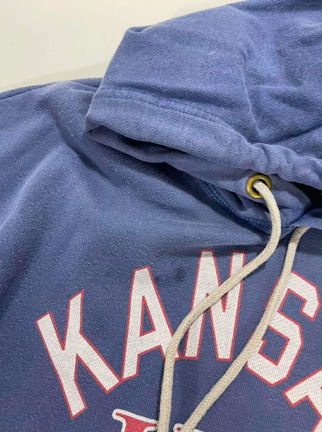 VINTAGE KANSAS HOODIE (M-L)