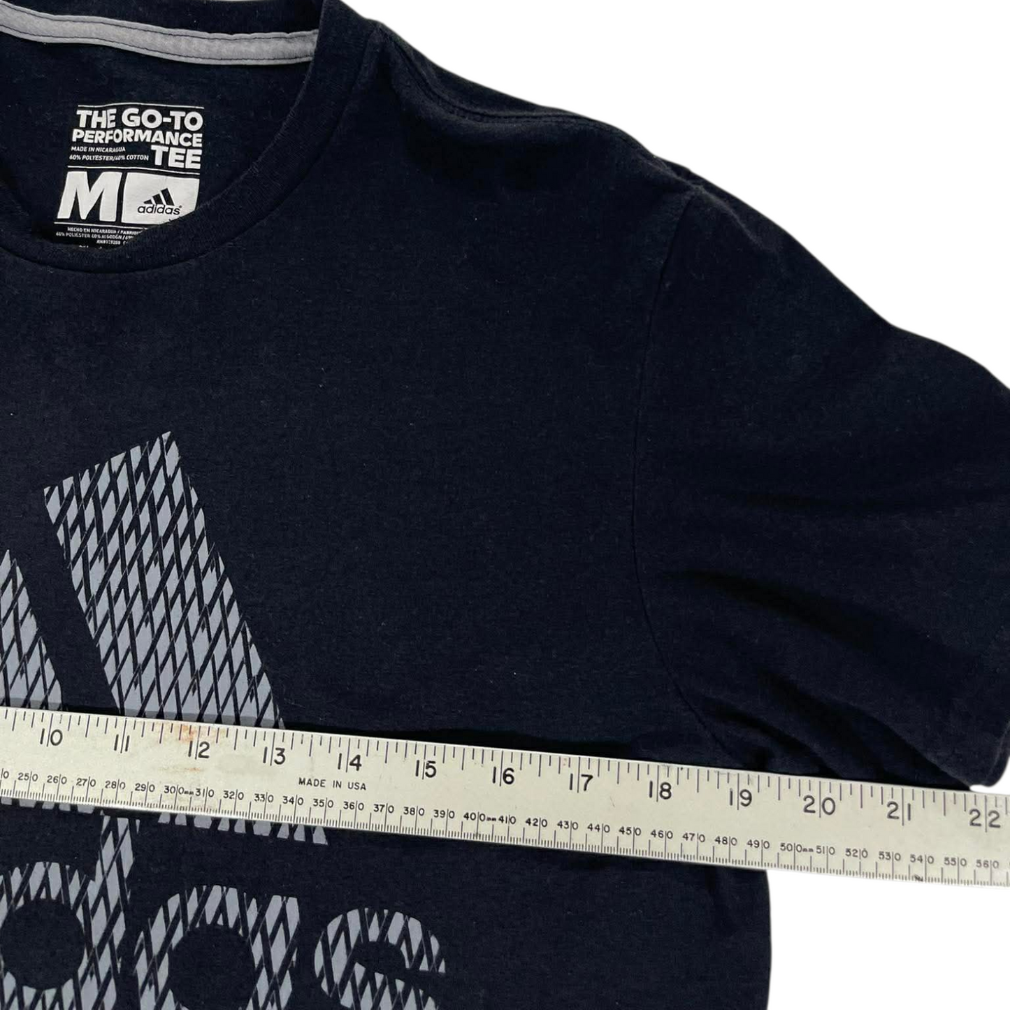 ADIDAS CLASSIC COTTON T-SHIRT WITH BOLD GRAPHIC LOGO (M)