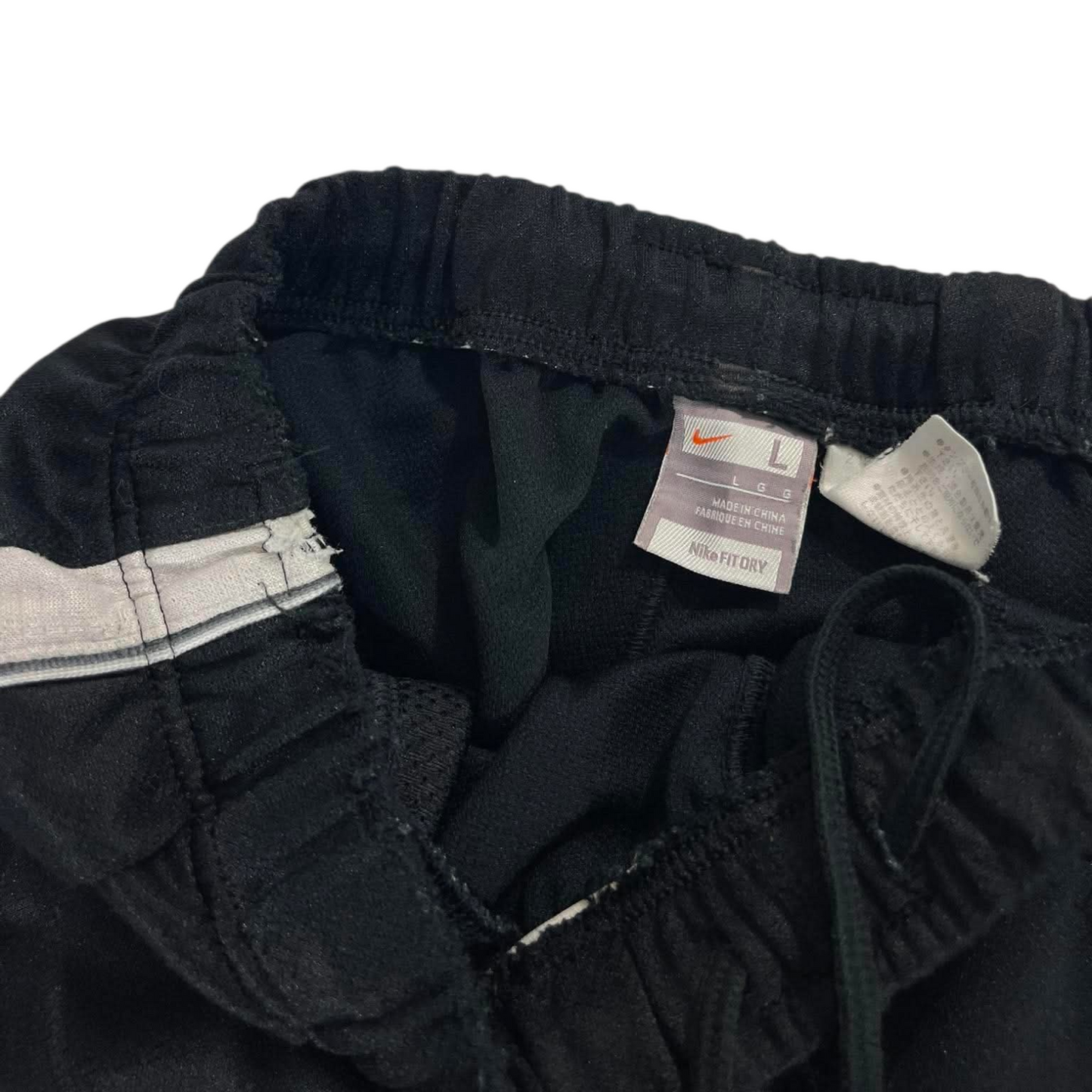 VINTAGE NIKE TRACK PANTS (L) '10