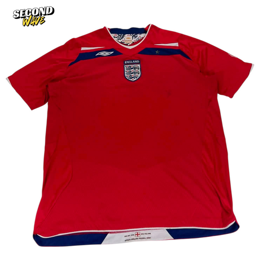UMBRO ENGLAND RED FOOTBALL SHIRT (L)