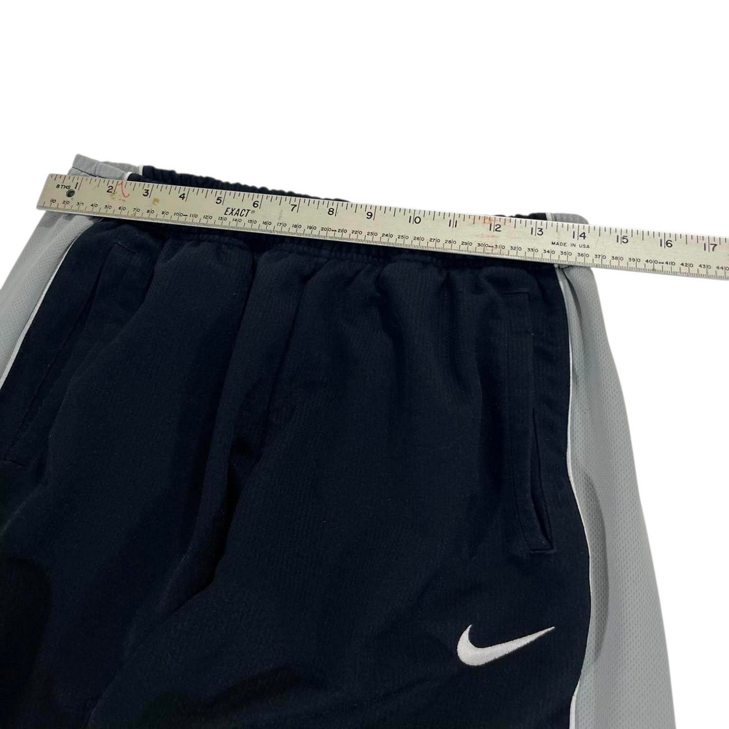 VINTAGE NIKE BLACK/GREY BAGGY TRACK PANTS (XL) '8
