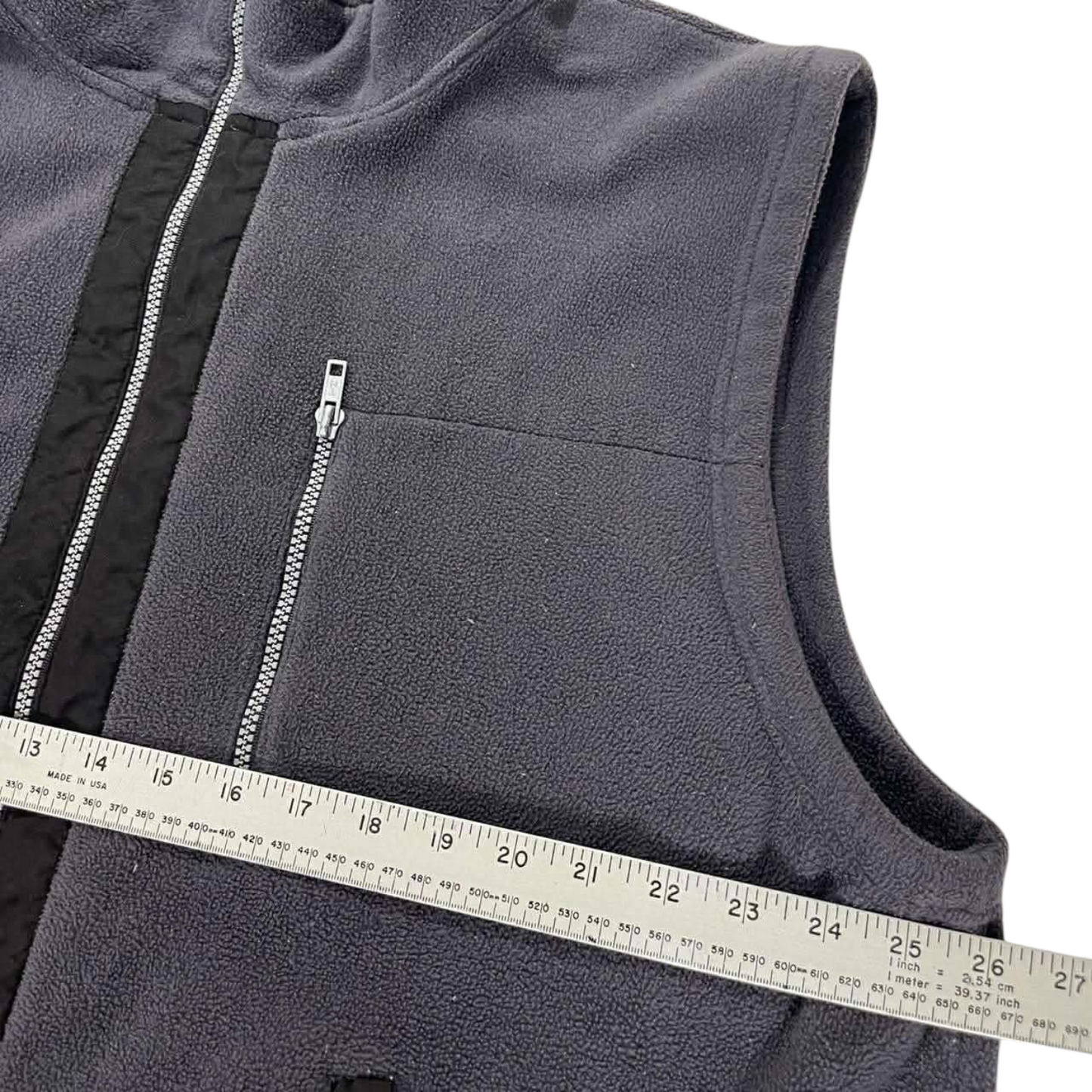 GREY CHISEL FLEECE VEST (L)