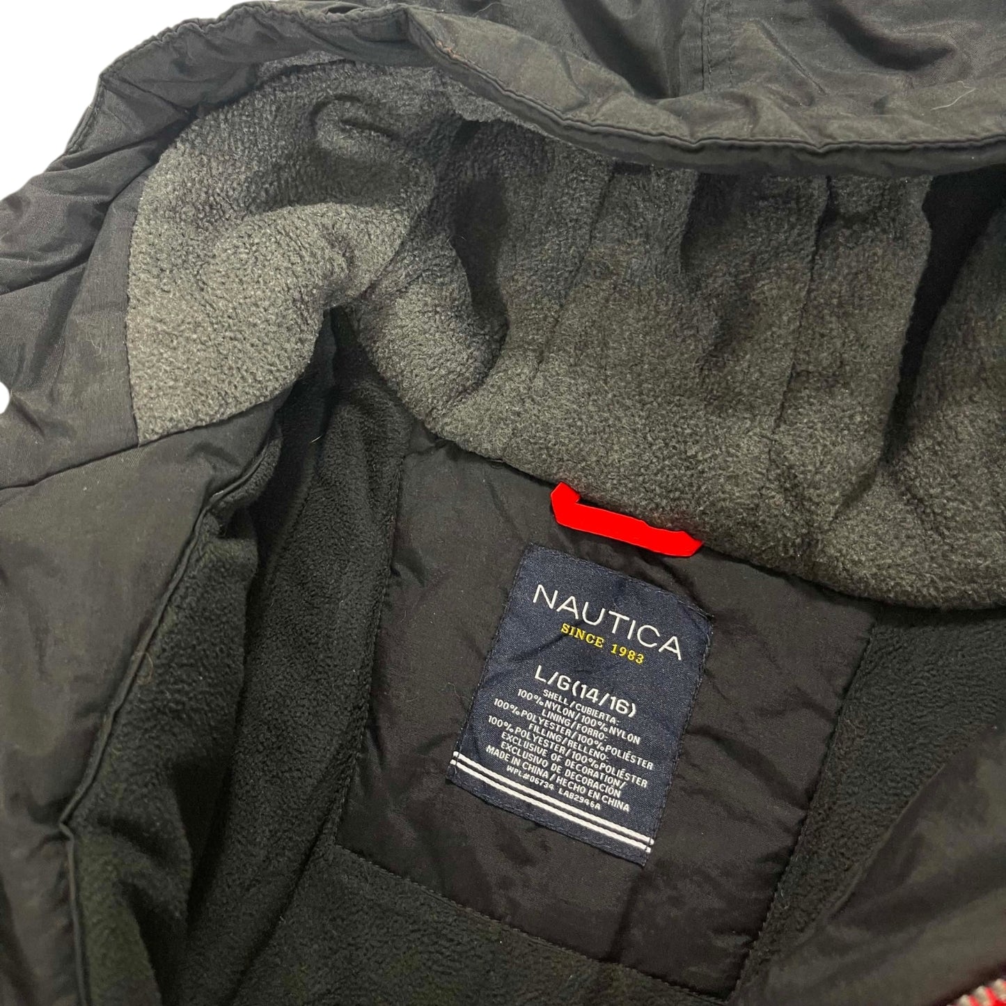 VINTAGE PUFFER NAUTICA BLACK AND RED JACKET (S)
