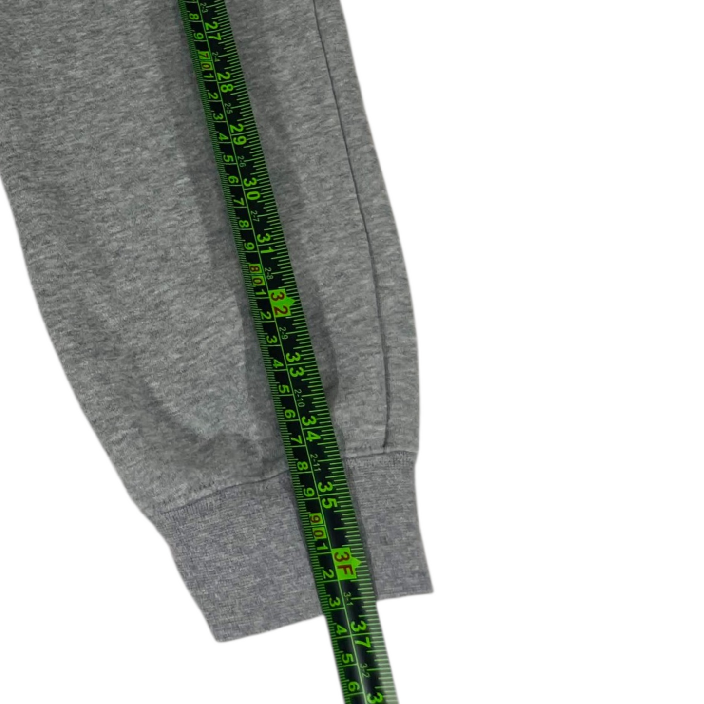 GRAY NIKE SWEATPANTS (S)