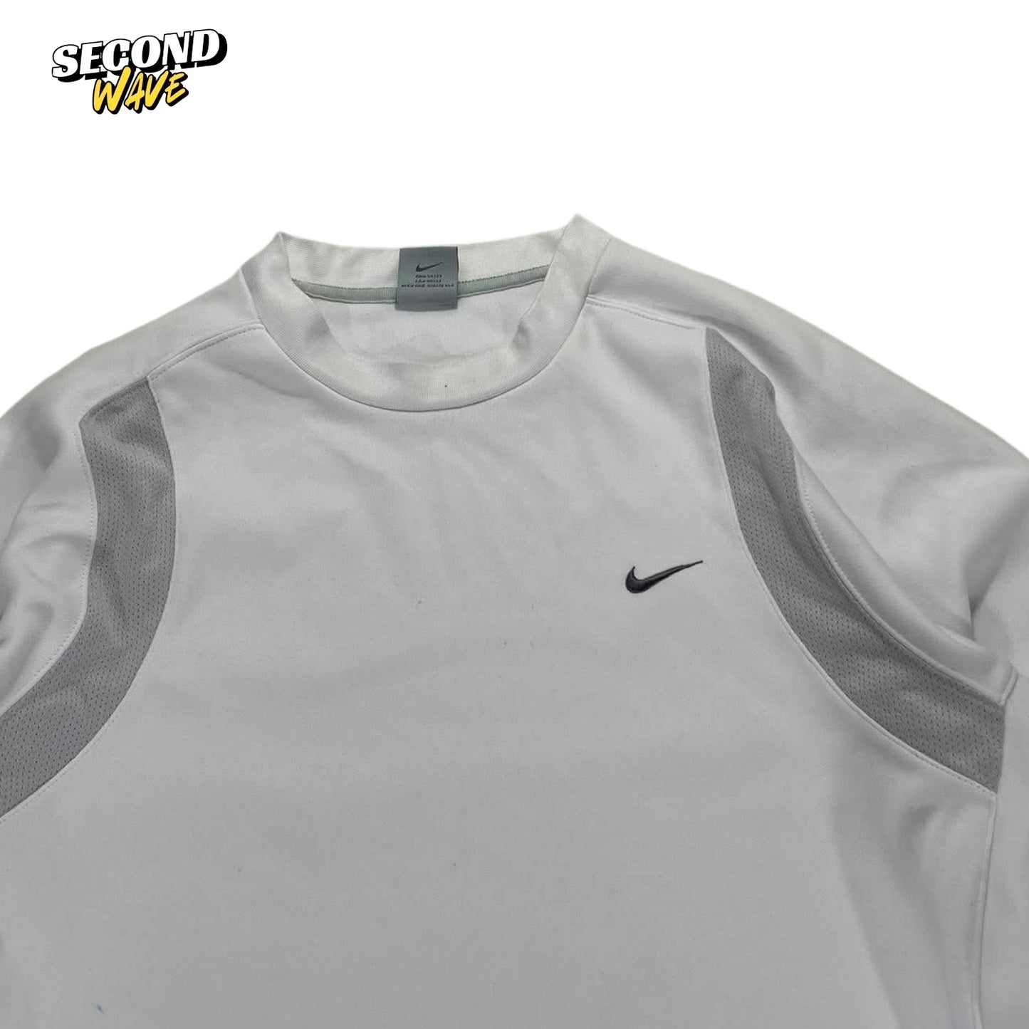 NIKE WHITE LONG SLEEVE (M)