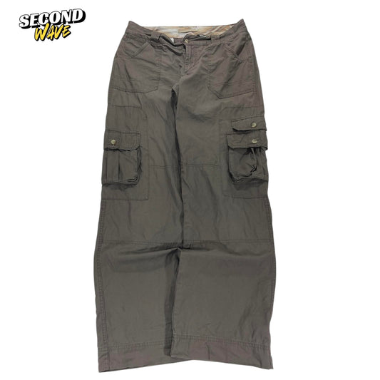 VINTAGE COLUMBIA KHAKI CARGO PANTS WITH MULTIPLE POCKETS (30)