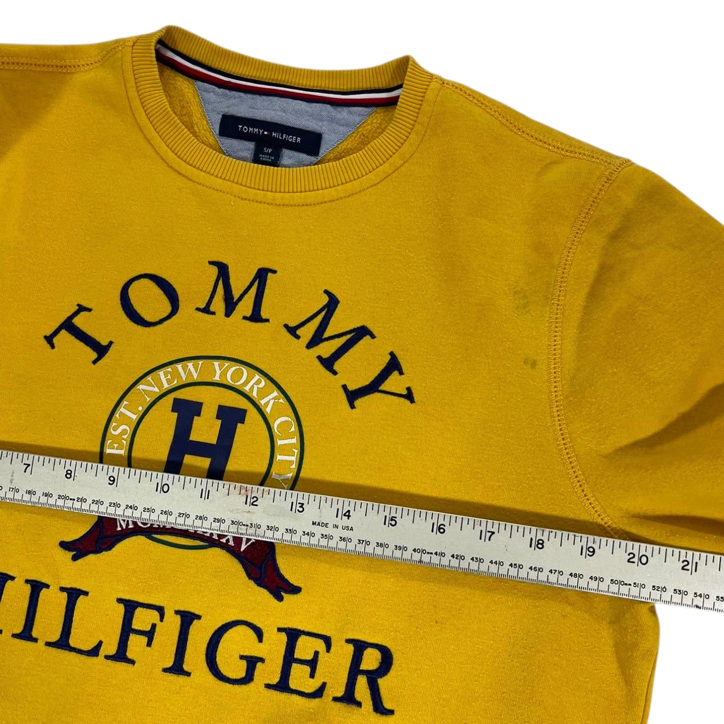TOMMY HILFIGER YELLOW CREWNECK (M)