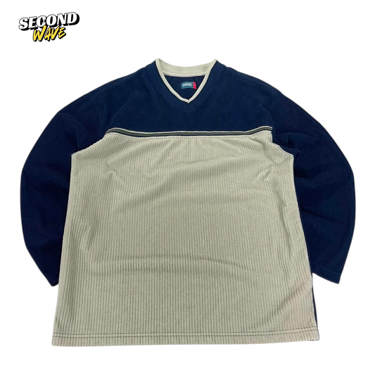 VINTAGE CHISEL BLUE & CREAM V-NECK SWEATER (M)
