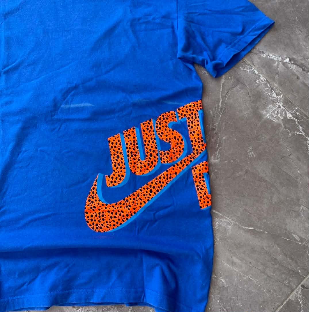 REFLECTIVE NIKE SHIRT (M)