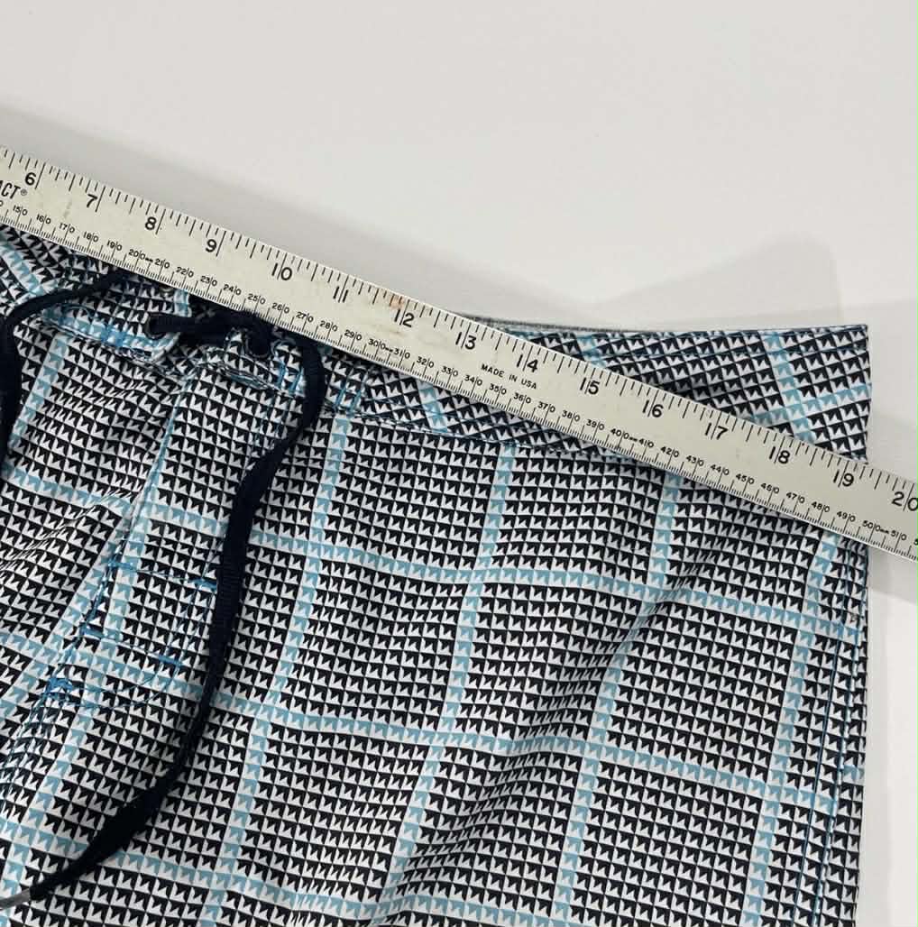 Y2K QUIKSILVER BLUE & BLACK BOARD SHORTS (34)