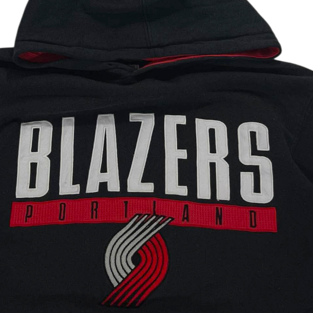 VINTAGE EMBROIDERED NBA PORTLAND BLAZERS HOODIE (S - M)