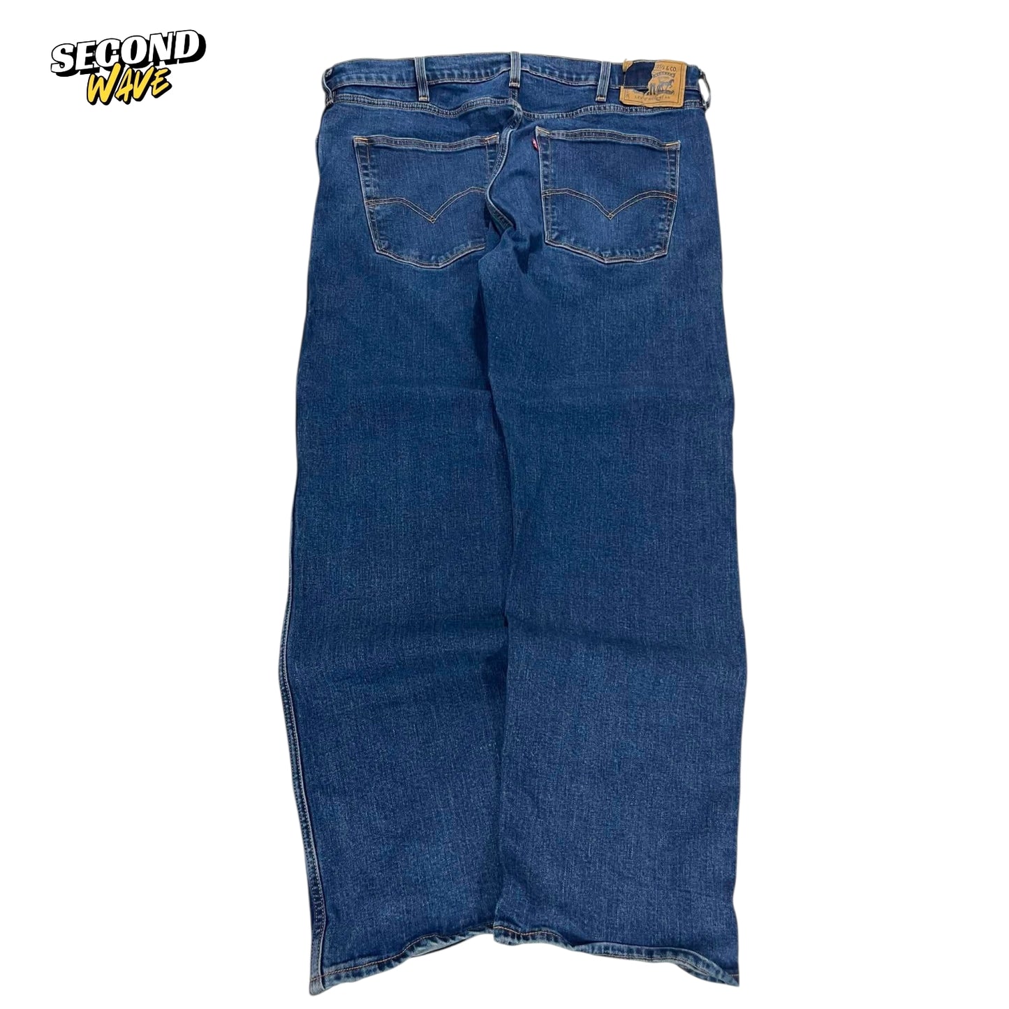 LEVI'S BLUE DENIM JEANS (40)